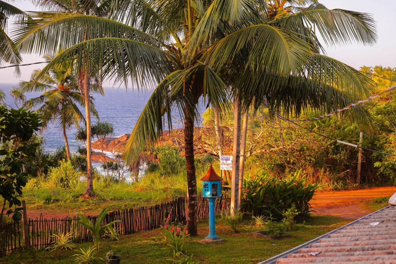 Tehan Homestay Dikwella Exteriér fotografie